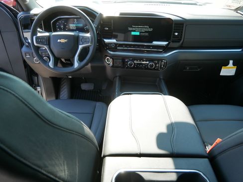 New 2026 Chevrolet Silverado 3500 LTZ w/ LTZ Premium Package image 8