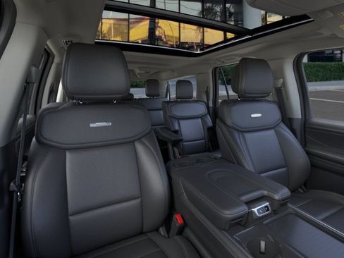 New 2026 Ford Expedition Max Platinum w/ Driver's Package AWD/4WD image 10