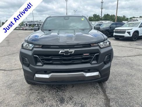 Used 2024 Chevrolet Colorado Trail Boss w/ Advanced Trailering Package AWD/4WD image 8