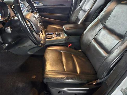 Used 2020 Jeep Grand Cherokee Limited image 17