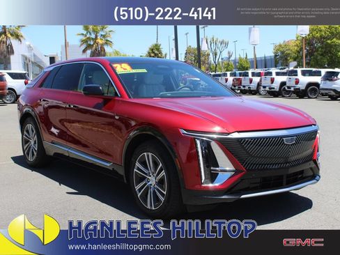 Used 2024 Cadillac Lyriq Luxury AWD/4WD image 5