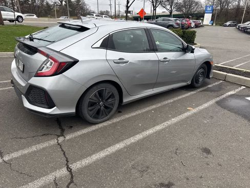 Used 2018 Honda Civic EX image 17