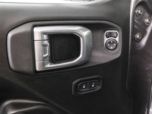 Used 2022 Jeep Wrangler Unlimited Sport AWD/4WD image 39