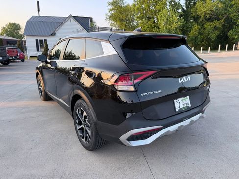 Used 2024 Kia Sportage EX FWD image 58