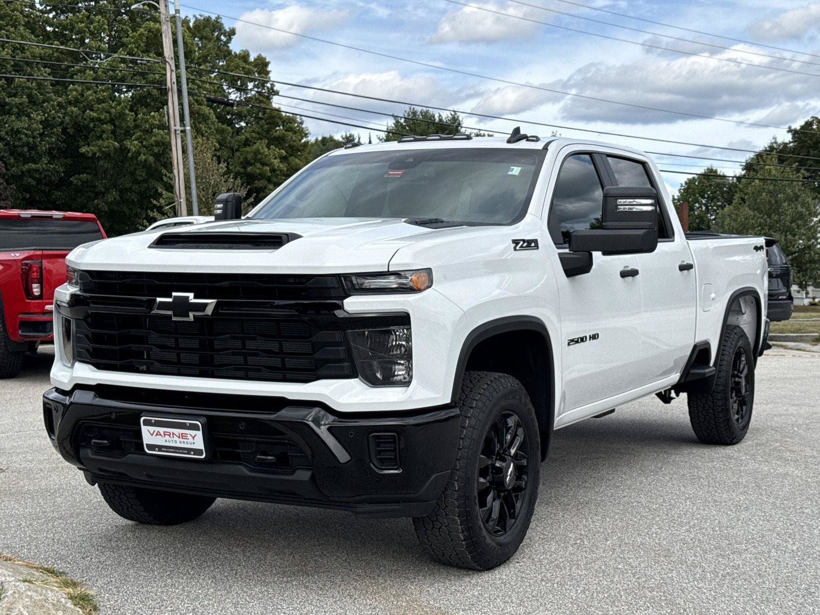 New 2026 Chevrolet Silverado 2500 Custom w/ Custom Value Package AWD/4WD image 1
