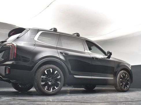 Used 2025 Kia Telluride SX w/ SX Captain's Chair Package image 39