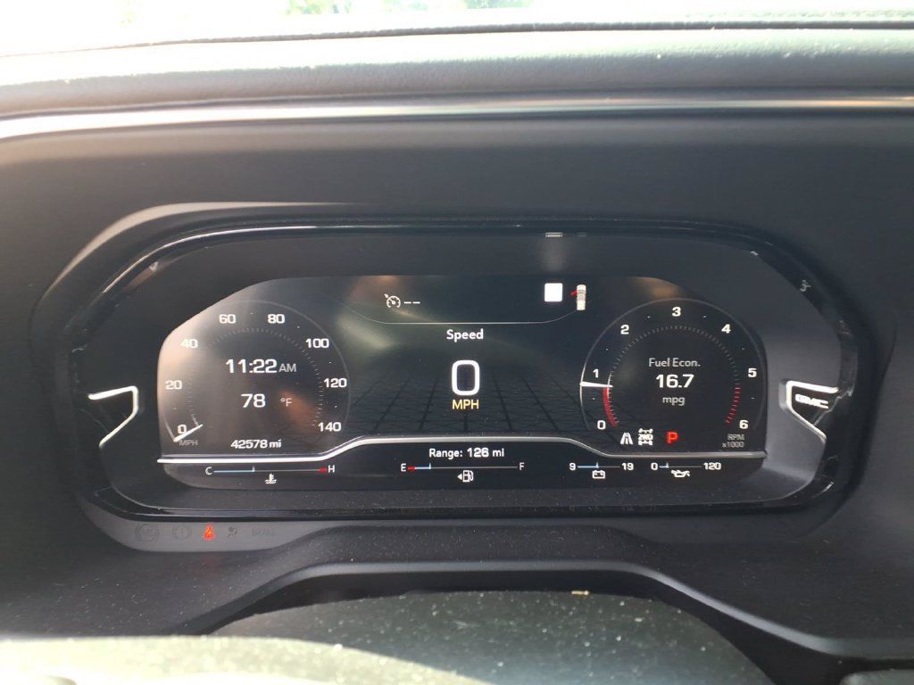 Used 2022 GMC Yukon Denali AWD/4WD image 17