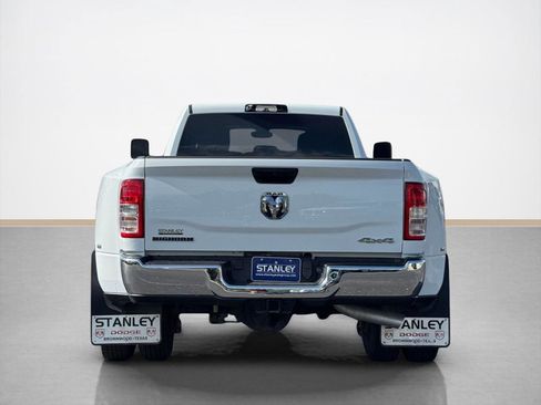 Used 2022 RAM 3500 Big Horn w/ Level A Equipment Group AWD/4WD image 6