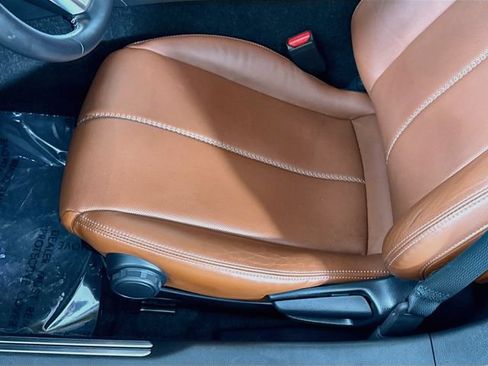 Used 2023 MAZDA MX-5 Miata Grand Touring RWD image 18