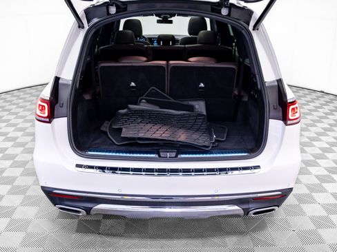 Used 2023 Mercedes-Benz GLS 450 4MATIC image 38