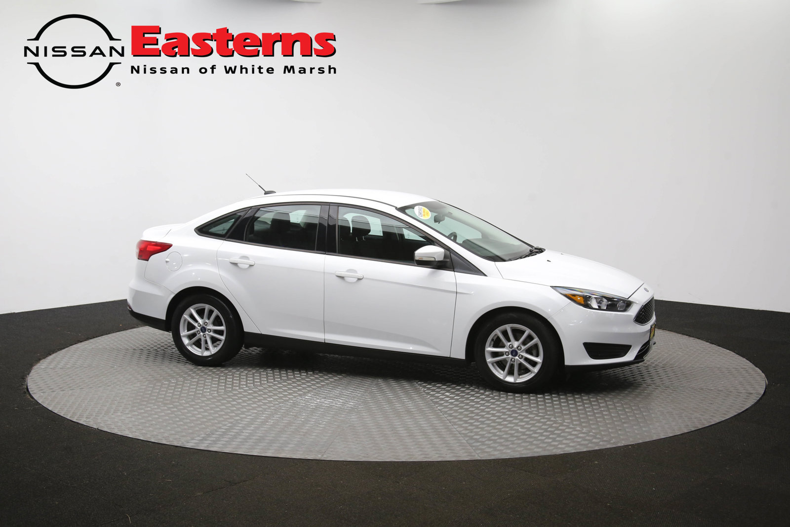 Used 2018 Ford Focus SE w/ Cold Weather Package FWD image 45