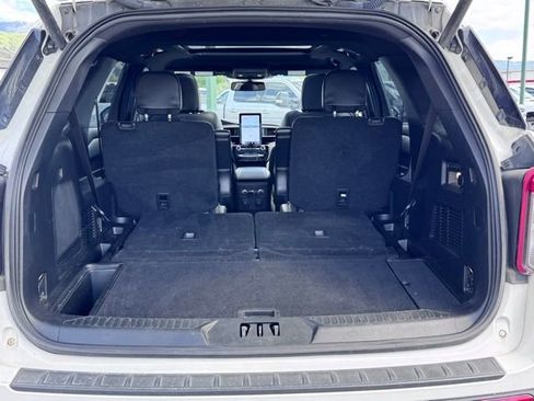Used 2022 Ford Explorer ST w/ Equipment Group 401A AWD/4WD image 18