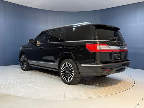 Used 2021 Lincoln Navigator Black Label image 3