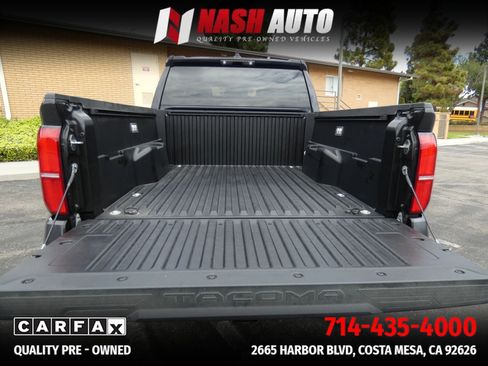 Used 2025 Toyota Tacoma TRD Off-Road image 12