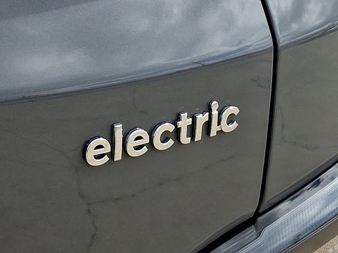 Certified 2023 Hyundai Kona SE w/ Cargo Package image 32