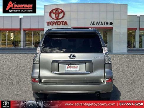 Used 2023 Lexus GX 460 Premium image 8