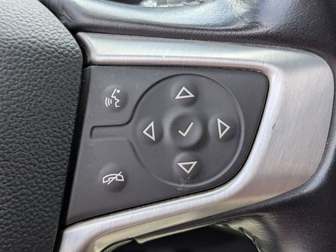 Used 2020 GMC Terrain SLT FWD image 20