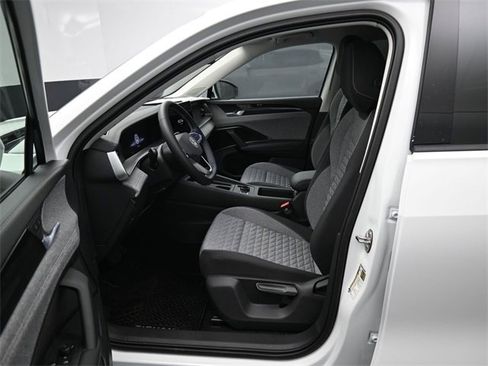 New 2026 Volkswagen Tiguan S image 9