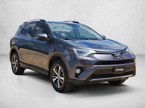Used 2016 Toyota RAV4 XLE AWD/4WD image 3