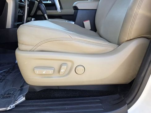 Used 2022 Toyota 4Runner SR5 Premium w/ Moonroof Package image 13