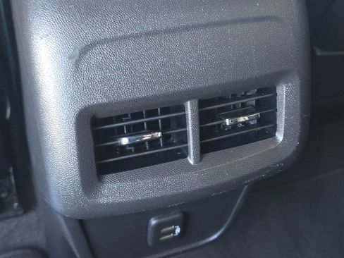 Used 2020 GMC Terrain SLT AWD/4WD image 13