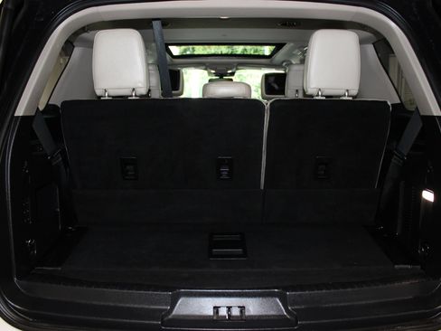 Used 2018 Ford Expedition Platinum RWD image 49
