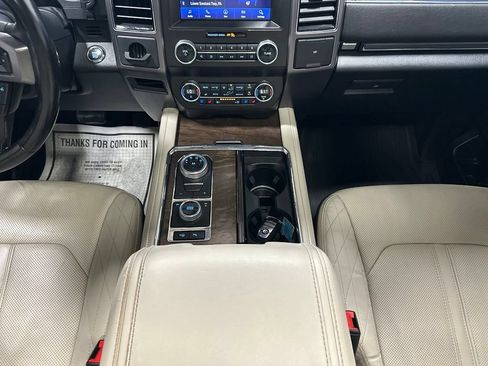 Used 2021 Ford Expedition Platinum AWD/4WD image 36