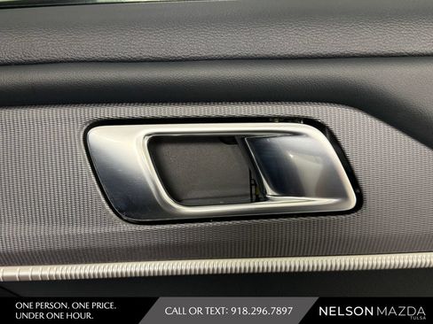Used 2025 Ford Explorer ST-Line w/ Premium Package RWD image 46