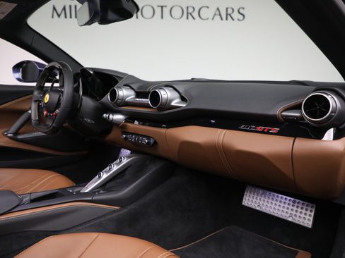 Certified 2022 Ferrari 812 GTS image 16