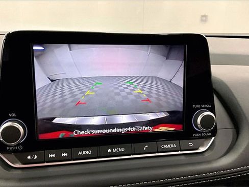 New 2025 Nissan Rogue SV image 24