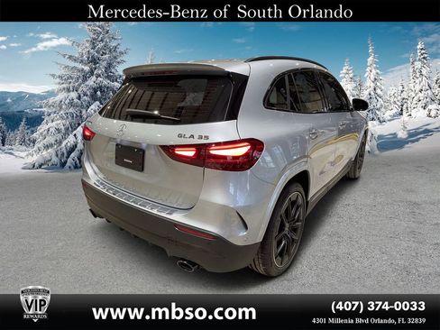 Used 2026 Mercedes-Benz GLA 35 AMG 4MATIC image 15