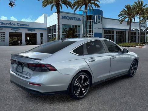 Used 2023 Honda Accord Sport image 8