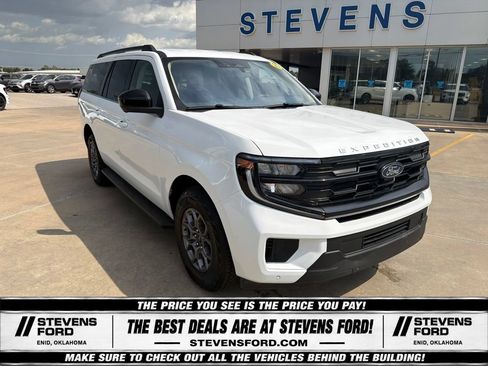 Used 2025 Ford Expedition Max Active AWD/4WD image 5