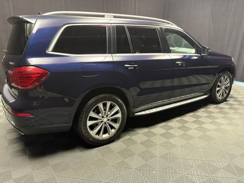 Used 2015 Mercedes-Benz GL 450 4MATIC w/ Premium Package w/ Lighting Package image 17