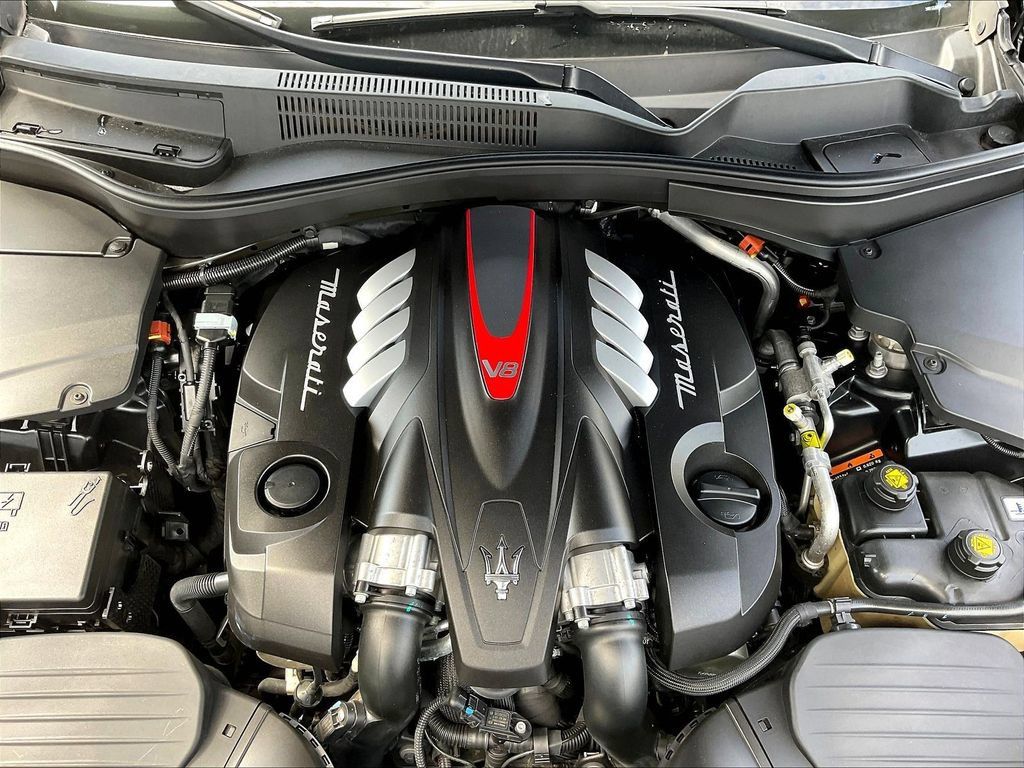 Used 2022 Maserati Levante Modena S AWD/4WD image 30