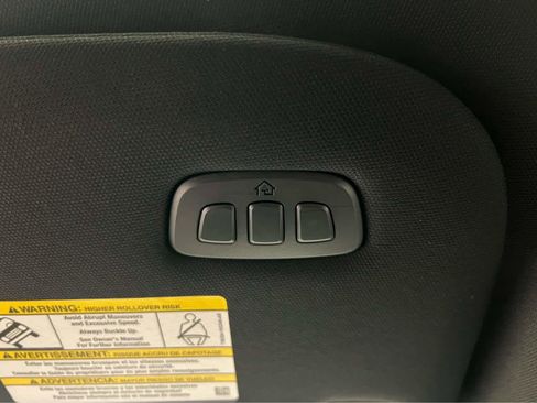 Used 2022 Ford Expedition Limited image 25