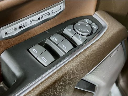 Used 2023 GMC Sierra 1500 Denali image 36