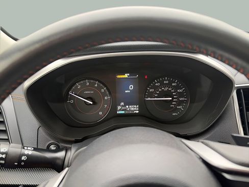 Used 2021 Subaru Crosstrek 2.0i Premium image 16