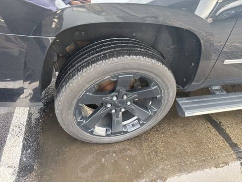 Used 2019 GMC Yukon XL Denali image 12