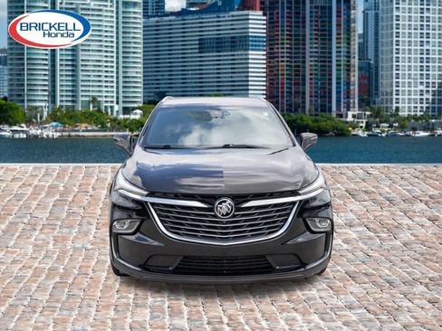 Used 2024 Buick Enclave Essence w/ Technology Package FWD image 2