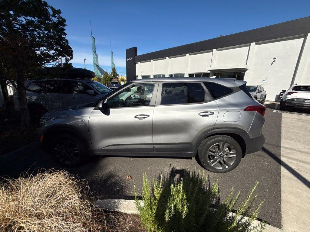 Certified 2023 Kia Seltos LX AWD/4WD image 1