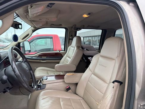 Used 2006 Ford F250 Lariat image 6