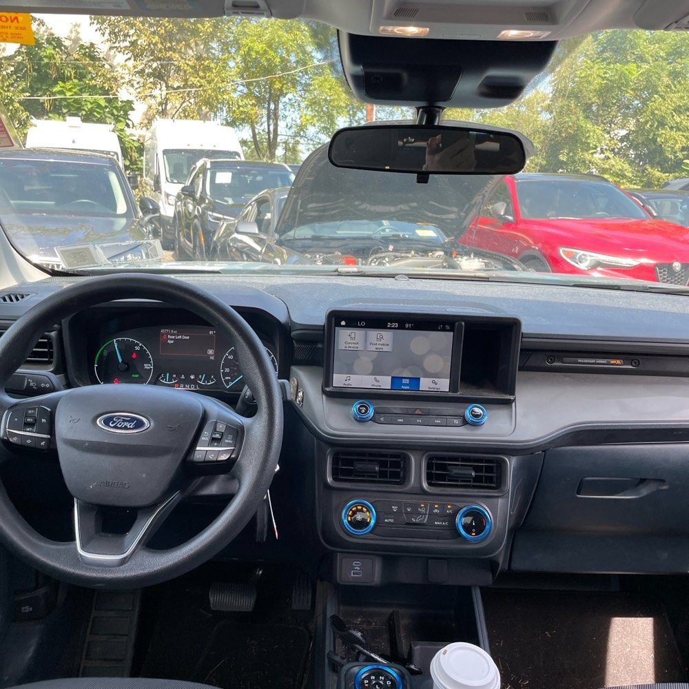 Used 2023 Ford Maverick XL FWD image 16