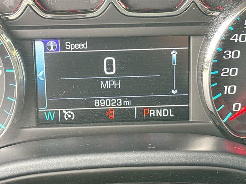 Used 2018 Chevrolet Silverado 1500 LT w/ Texas Edition image 12