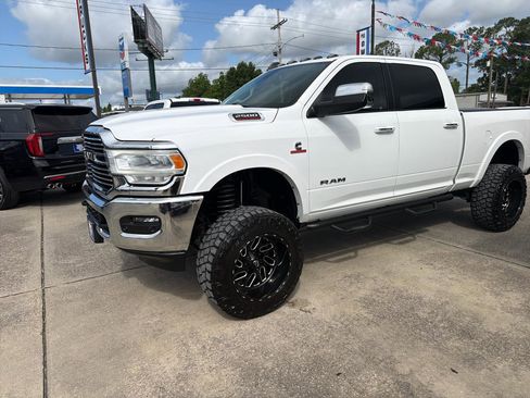 Used 2021 RAM 2500 Laramie AWD/4WD image 5