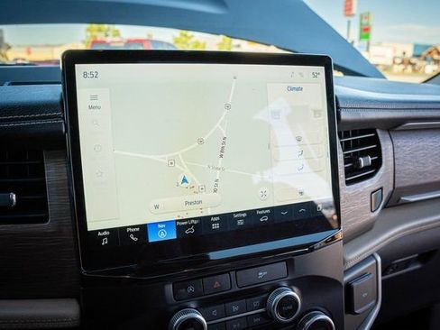 Used 2024 Ford Expedition Limited image 23