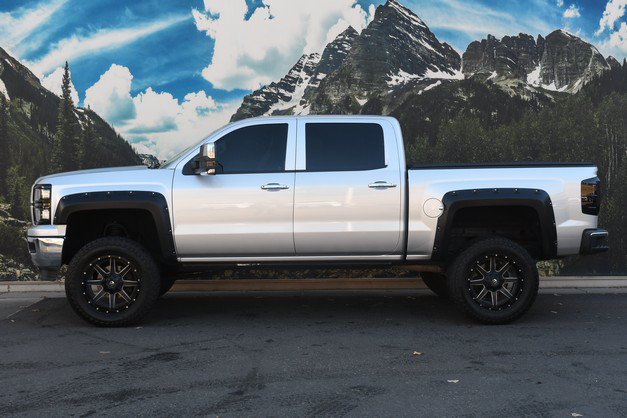Used 2014 Chevrolet Silverado 1500 LTZ Z71 w/ LTZ Plus Package AWD/4WD image 7