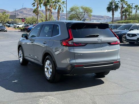 Used 2025 Honda CR-V LX image 3
