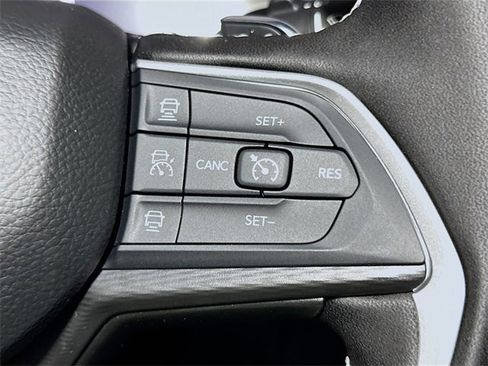 New 2025 Jeep Grand Cherokee 4WD image 29