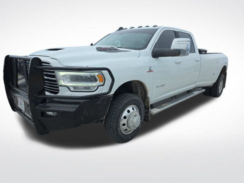 Used 2024 RAM 3500 Laramie w/ Sport Appearance Package image 35